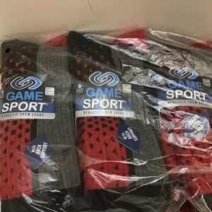Set of 6 pairs New in Package Game Sports Athletic Socks Men Boys Accessories